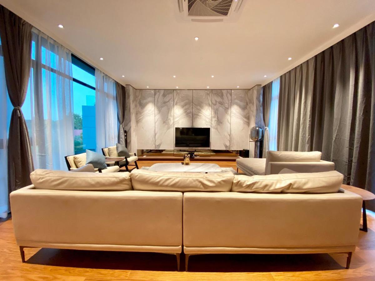 Molly Luxury Private Pool Bungalow茉莉的家豪华私人泳池别墅 Pantai Cenang  Εξωτερικό φωτογραφία